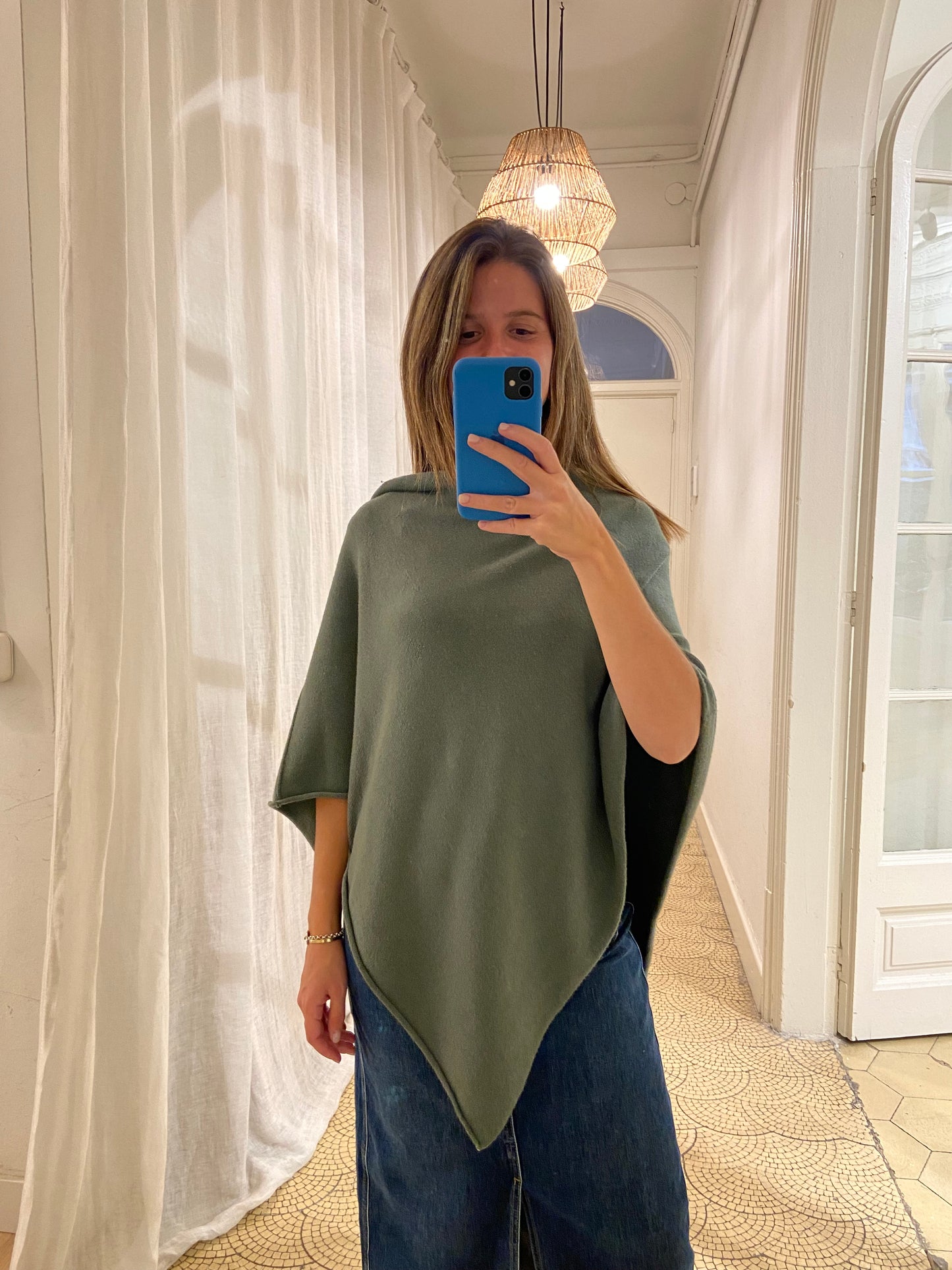 Poncho Elie
