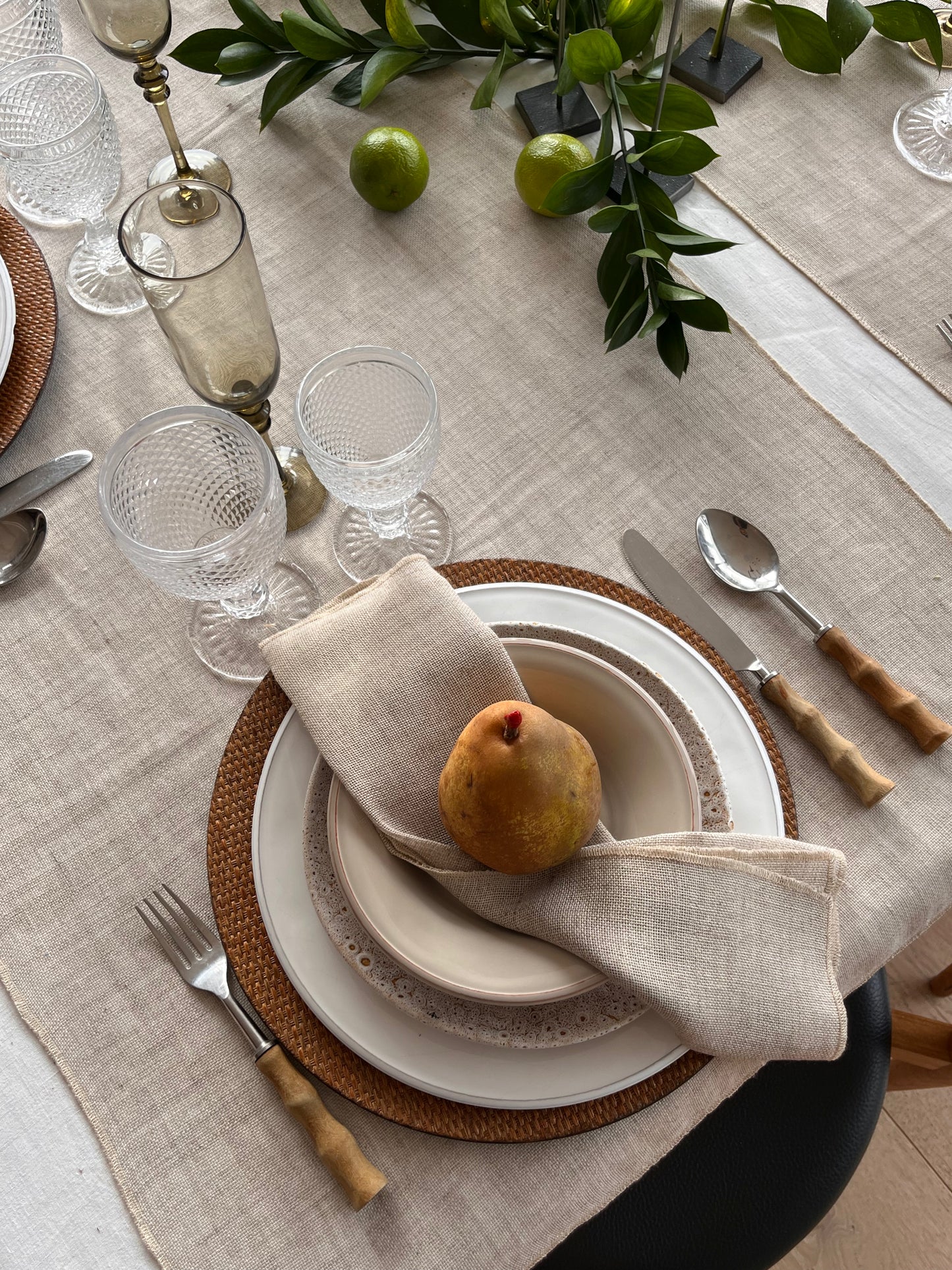 Camino de lino beige